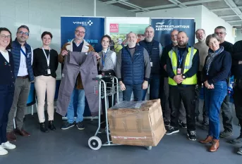 202601 PFI PDL Aeroport Nantes don vêtements w