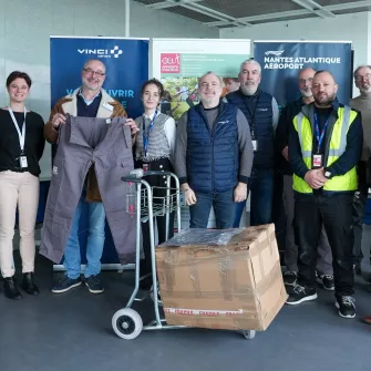 202601 PFI PDL Aeroport Nantes don vêtements w