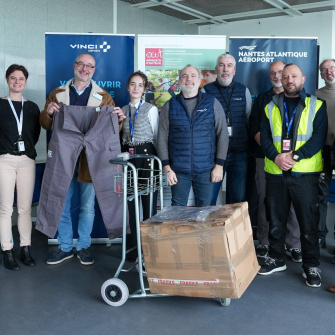 202601 PFI PDL Aeroport Nantes don vêtements w